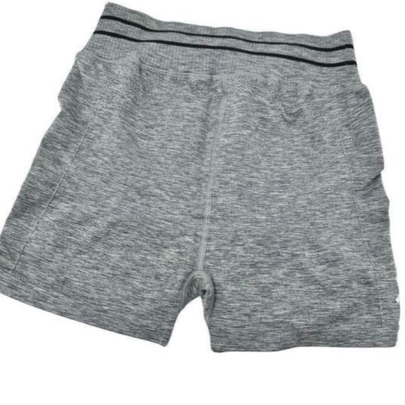 ❌CLEARANCE❌Fourlaps Aero Seamless Athletic Short 3” | Heather Grey | NEW/NWT☑️👟 - Picture 4 of 9